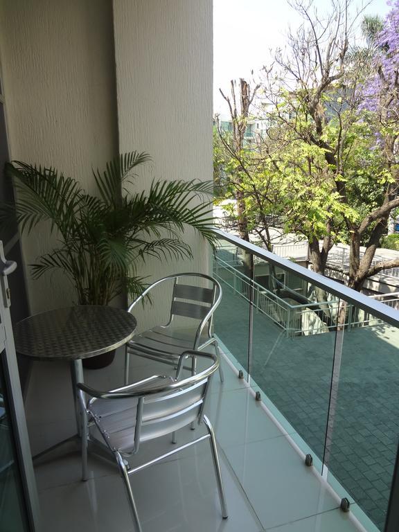 Triumph Tower Residence 쿠에르나바카 외부 사진