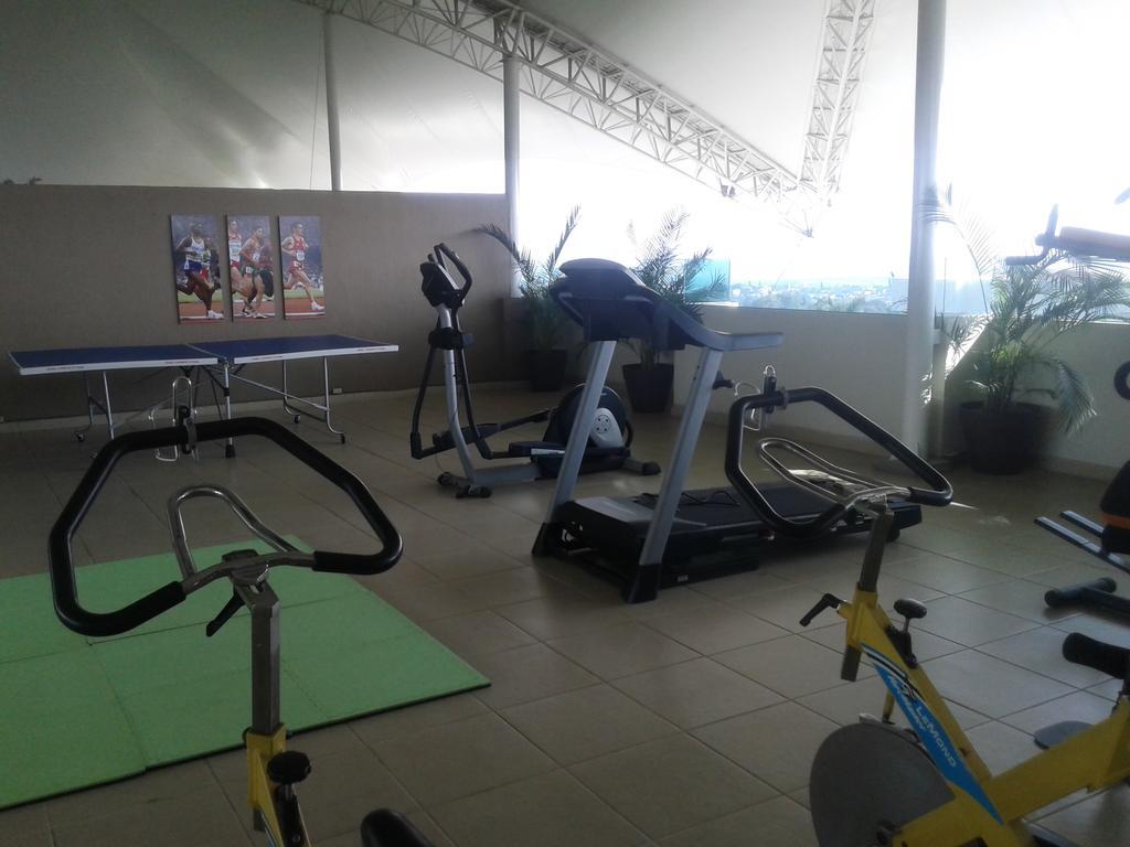 Triumph Tower Residence 쿠에르나바카 외부 사진